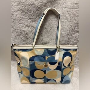 Vintage Coach Signature Scarf Print Blue and Tan Patterned Tote